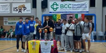 𝗠𝗘𝗟𝗙𝗜, 𝗗𝗨𝗘 𝗚𝗜𝗢𝗥𝗡𝗔𝗧𝗘 𝗗𝗜 𝗕𝗔𝗦𝗞𝗘𝗧 𝗔𝗟𝗟’𝗜𝗡𝗦𝗘𝗚𝗡𝗔 𝗗𝗘𝗟𝗟𝗢 𝗦𝗣𝗢𝗥𝗧 𝗘 𝗗𝗘𝗟𝗟𝗔 𝗖𝗢𝗡𝗗𝗜𝗩𝗜𝗦𝗜𝗢𝗡𝗘